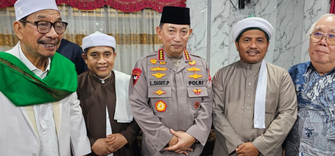 Tuan Guru Batak dan Kapolri Bertemu di Medan, Silaturrahmi Kebangsaan yang Menyejukkan