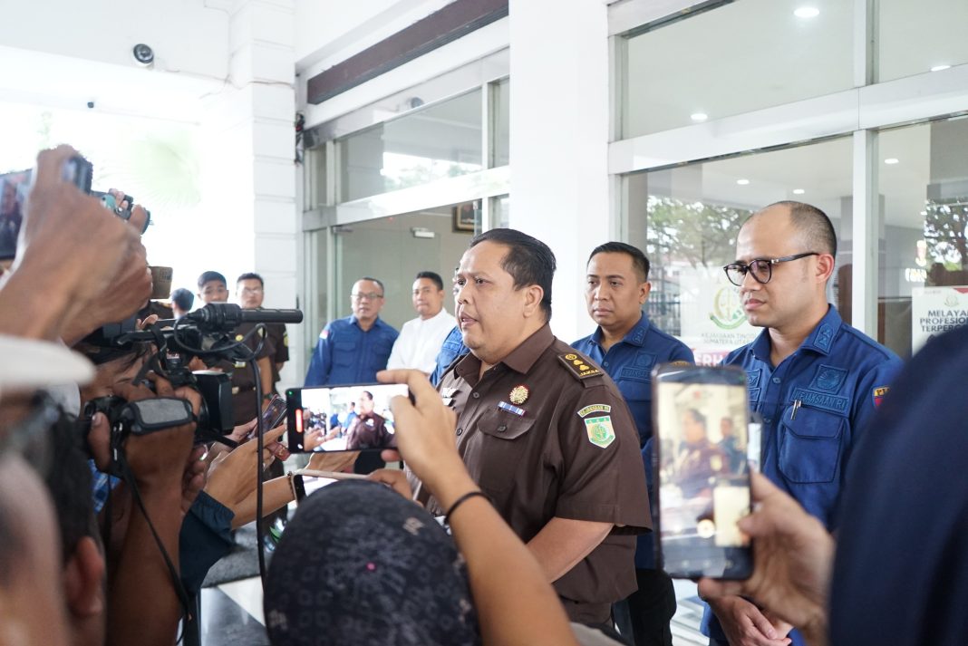 Penyidik Kejati Sumut Tetapkan dan Tahan 2 (Dua) Tersangka Dugaan Tindak Pidana Korupsi Pengadaan 2 Unit Kapal Tunda di PT Pelabuhan Indonesia (Persero) Tahun 2018–2021