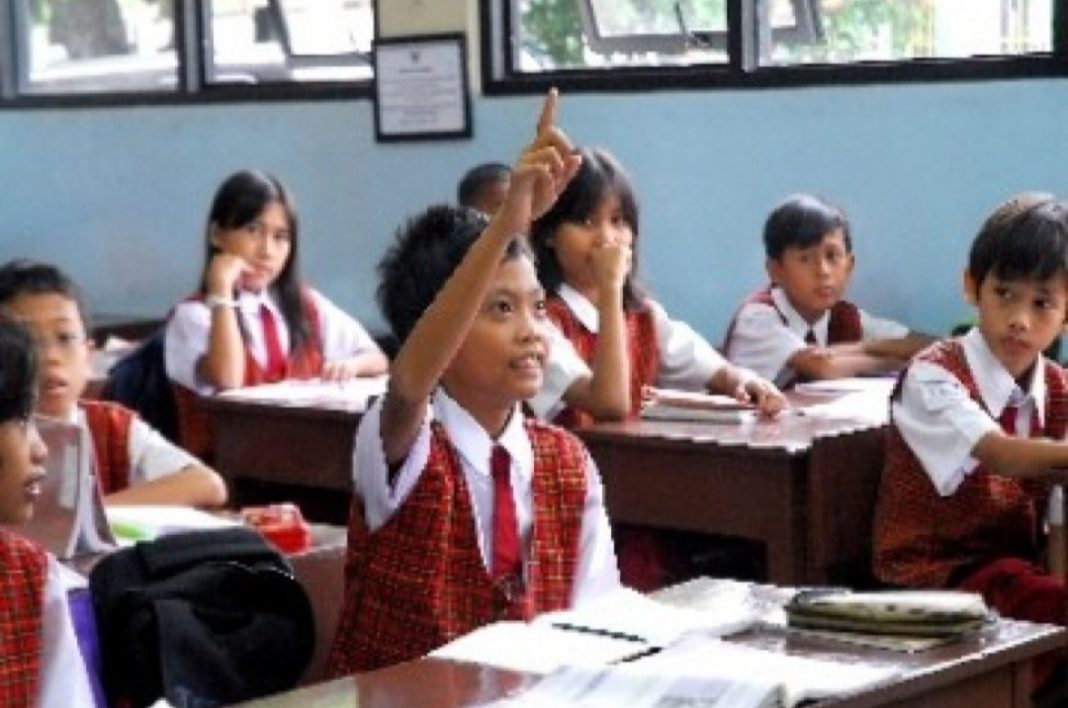 Agama, Ekonomi, dan Pendidikan, Tiga Pilar Sosial yang Saling Menyuburkan